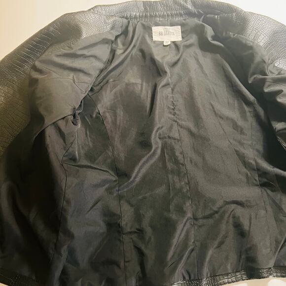 BB Dakota Lucky Lizard Faux Leather Biker Jacket Size Medium - Picture 8 of 11